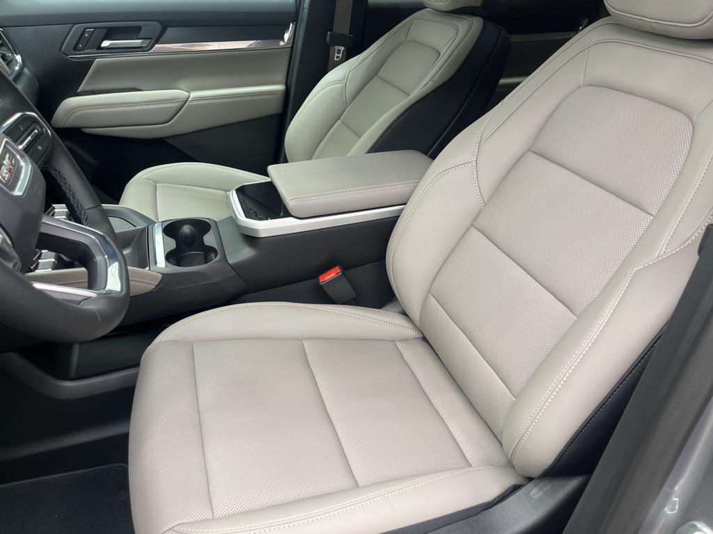 new 2026 GMC Terrain car, priced at $35,239