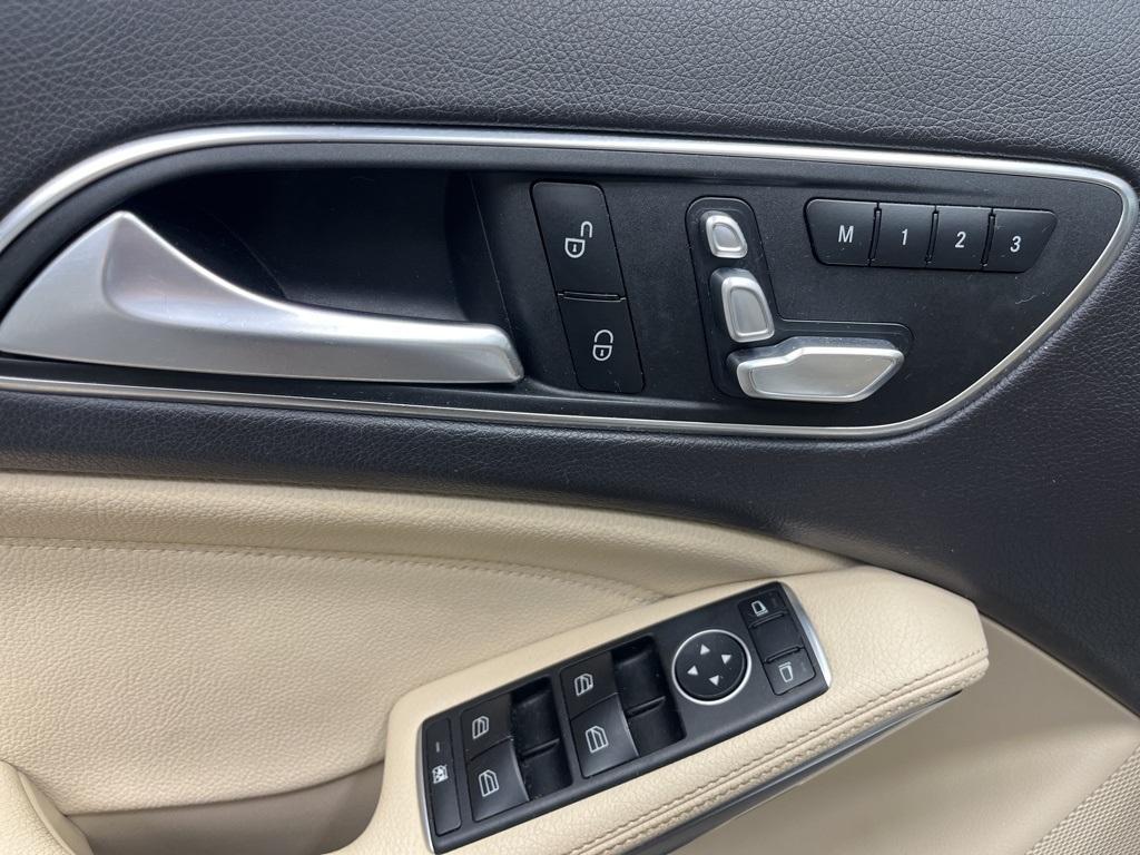 used 2019 Mercedes-Benz GLA 250 car, priced at $13,423