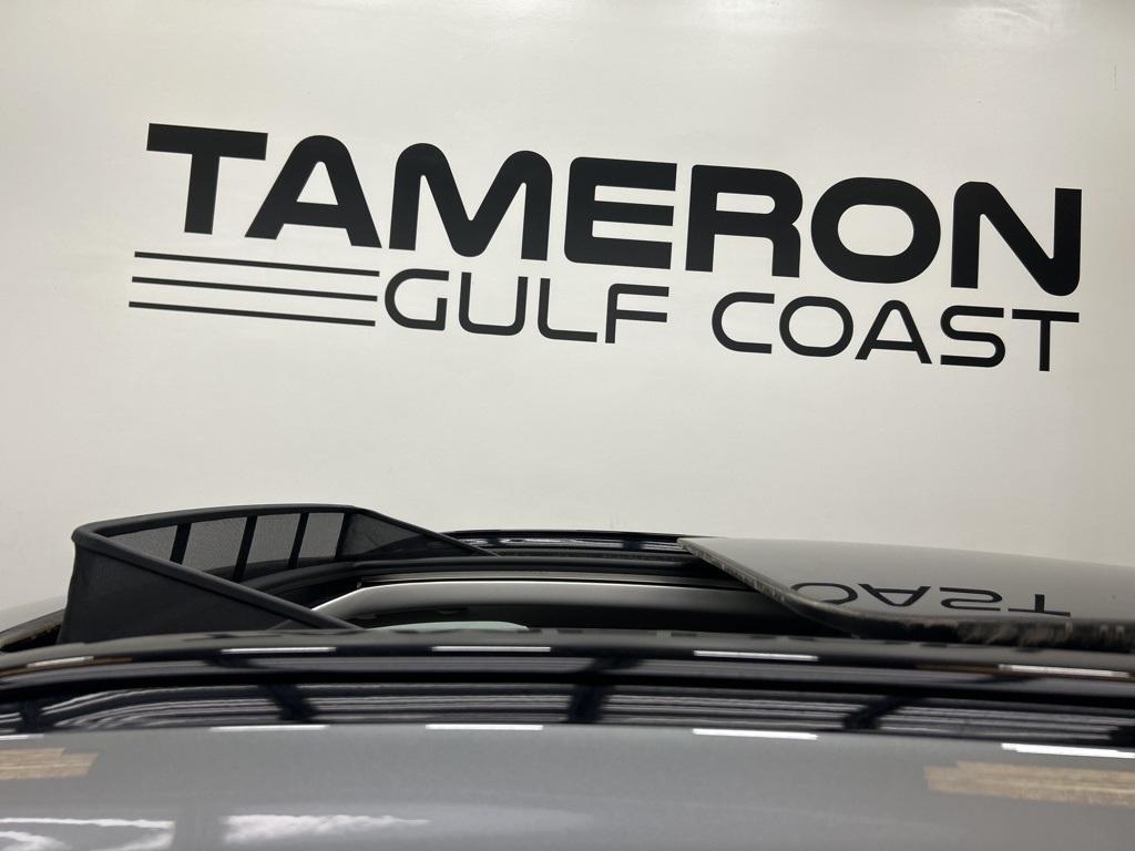 new 2025 Buick Envision car, priced at $43,687