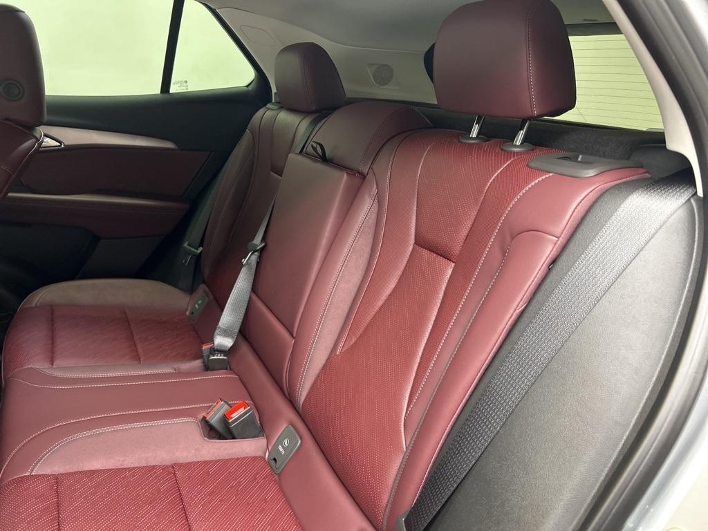 new 2025 Buick Envision car, priced at $43,687