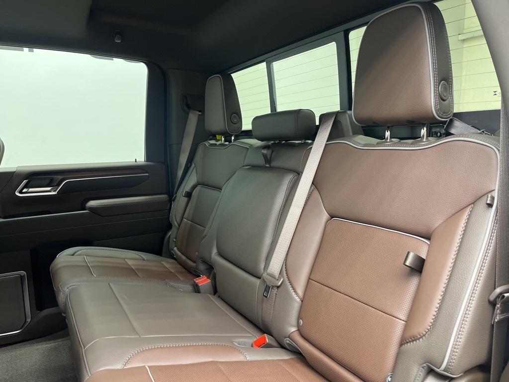 new 2025 GMC Sierra 2500 car, priced at $87,627