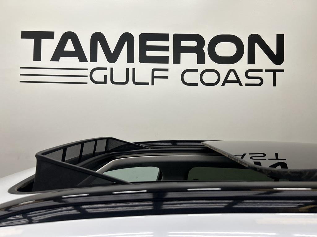 new 2025 Buick Envision car, priced at $43,335