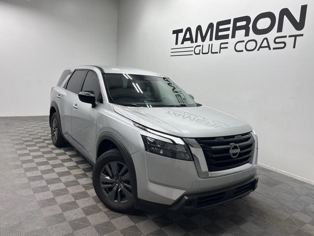 used 2024 Nissan Pathfinder car, priced at $30,670