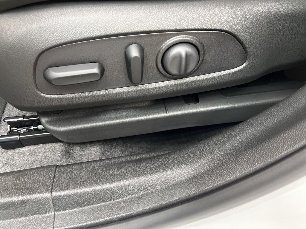 new 2026 Buick Envista car, priced at $27,585