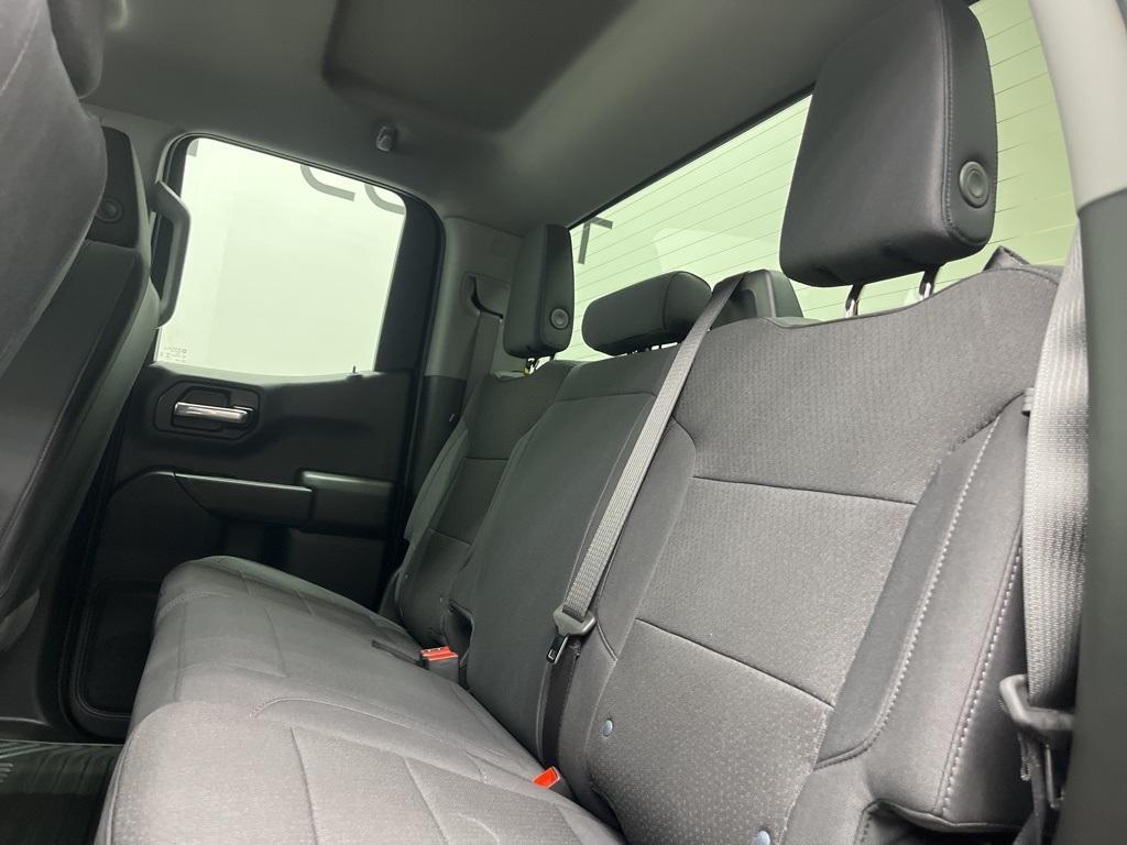 new 2025 GMC Sierra 1500 car, priced at $47,378