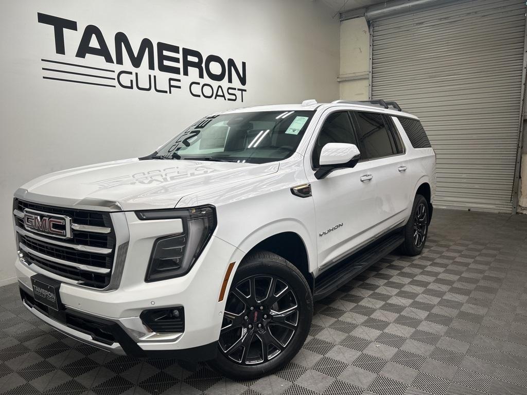 new 2025 GMC Yukon XL car, priced at $80,535