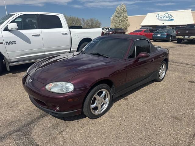 used 2000 Mazda MX-5 Miata car, priced at $9,995