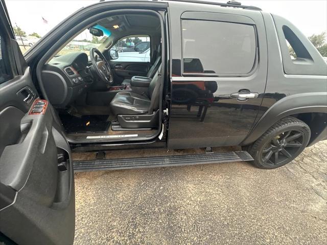 used 2010 Chevrolet Avalanche car, priced at $15,777