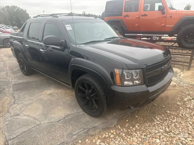 used 2010 Chevrolet Avalanche car, priced at $15,777