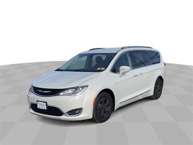 used 2017 Chrysler Pacifica car, priced at $17,995