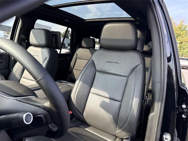 used 2023 GMC Yukon car, priced at $66,995