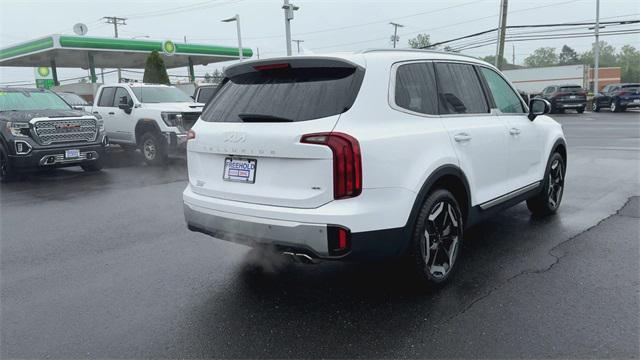 used 2024 Kia Telluride car