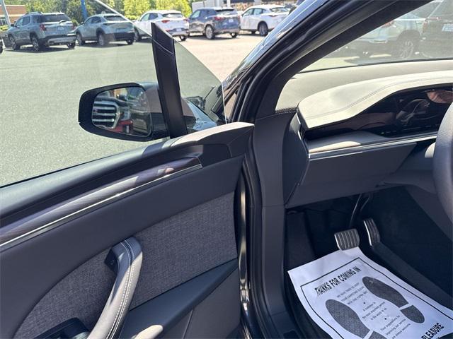used 2024 Tesla Model X car, priced at $61,995