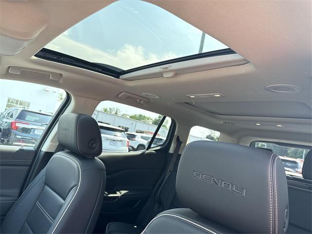used 2022 GMC Acadia car, priced at $40,995