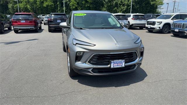 used 2025 Buick Encore GX car, priced at $26,995