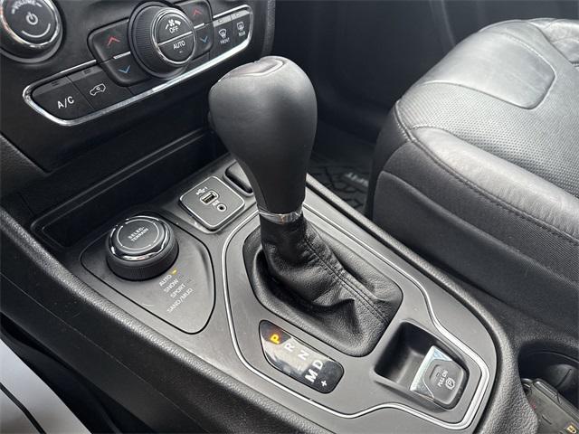 used 2021 Jeep Cherokee car, priced at $20,995