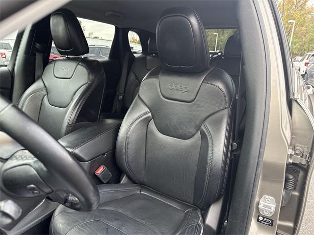 used 2021 Jeep Cherokee car, priced at $20,995