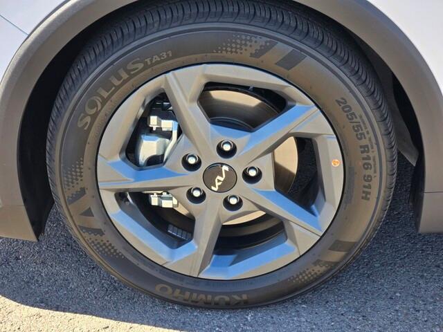used 2025 Kia K4 car, priced at $22,590