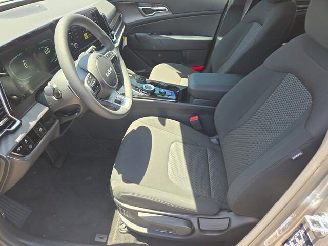 new 2025 Kia Sportage Hybrid car, priced at $28,655