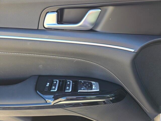 new 2025 Kia K5 car, priced at $28,791