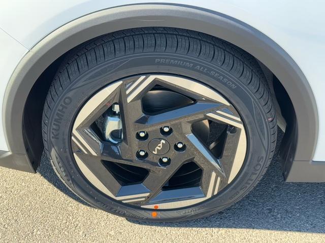 new 2025 Kia K4 car, priced at $24,557