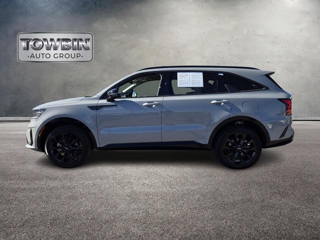 used 2023 Kia Sorento car, priced at $34,500