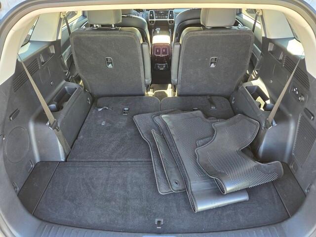 used 2023 Kia Sorento car, priced at $34,500