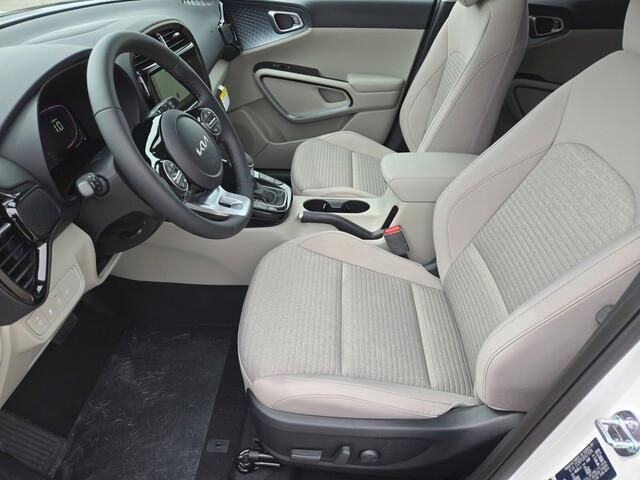 new 2025 Kia Soul car, priced at $25,190