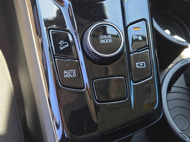 new 2025 Kia Sportage Hybrid car, priced at $28,655