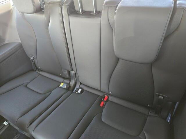 new 2025 Kia Carnival Hybrid car, priced at $55,731