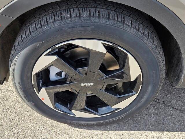 new 2026 Kia Sorento Hybrid car, priced at $37,056