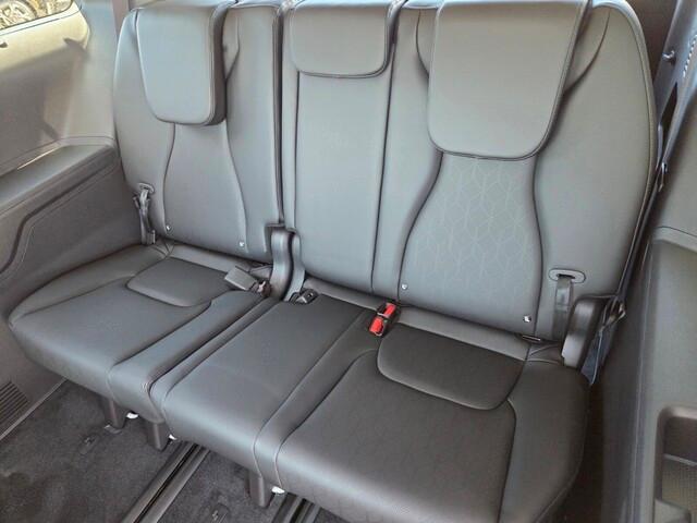 new 2026 Kia Carnival Hybrid car, priced at $49,991