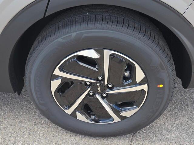 new 2025 Kia Sportage Hybrid car, priced at $29,155