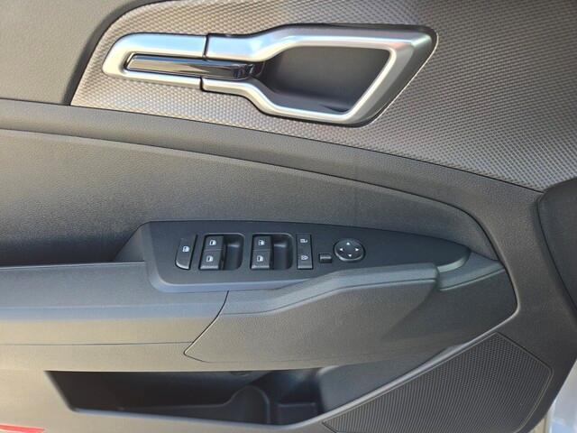 new 2025 Kia Sportage Hybrid car, priced at $29,155
