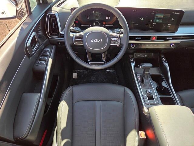 new 2025 Kia Sorento car, priced at $31,275
