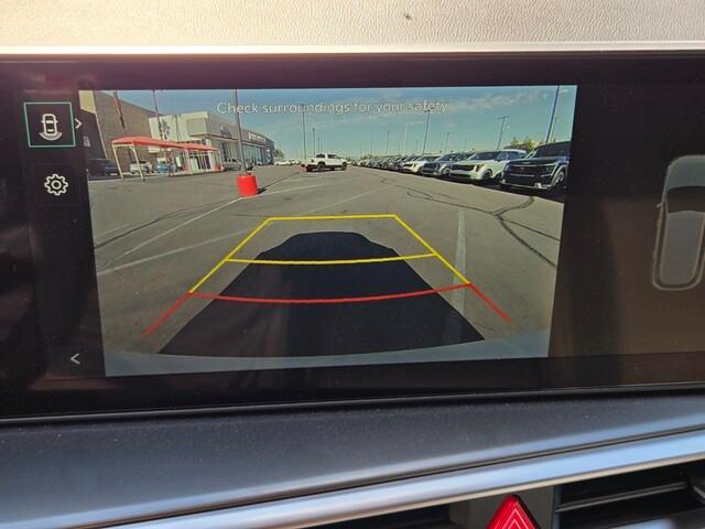 new 2025 Kia Sorento car, priced at $31,275