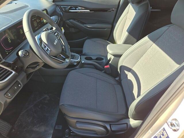 new 2025 Kia Seltos car, priced at $27,372