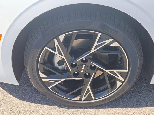 new 2025 Kia K5 car, priced at $30,564