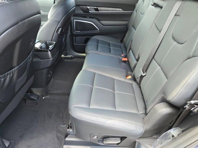 new 2025 Kia Telluride car, priced at $43,562