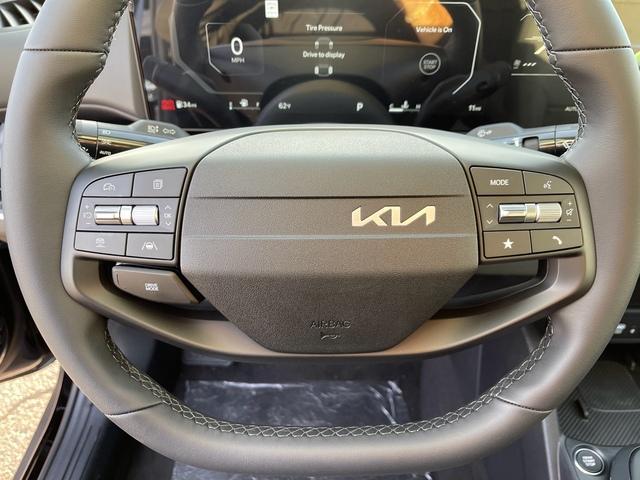 new 2025 Kia K4 car, priced at $24,139