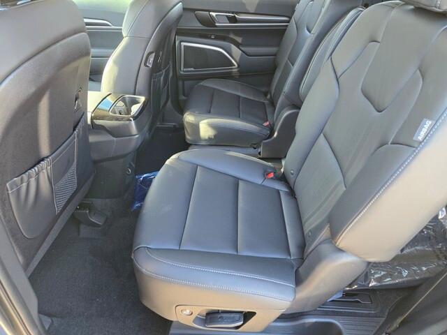 new 2025 Kia Telluride car, priced at $40,942