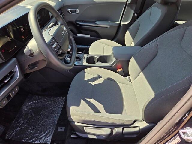 new 2025 Kia K4 car, priced at $23,303