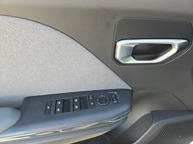 new 2025 Kia K4 car, priced at $24,329