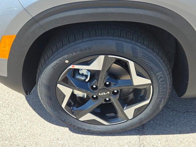 new 2025 Kia Seltos car, priced at $26,108
