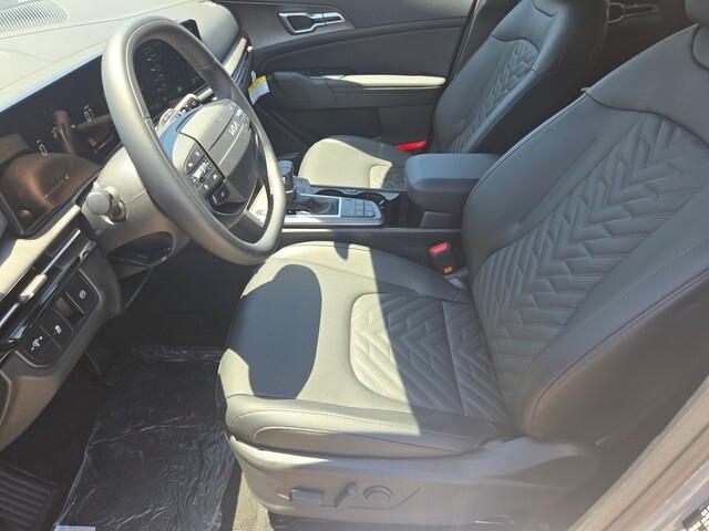 new 2026 Kia Sportage car, priced at $33,684