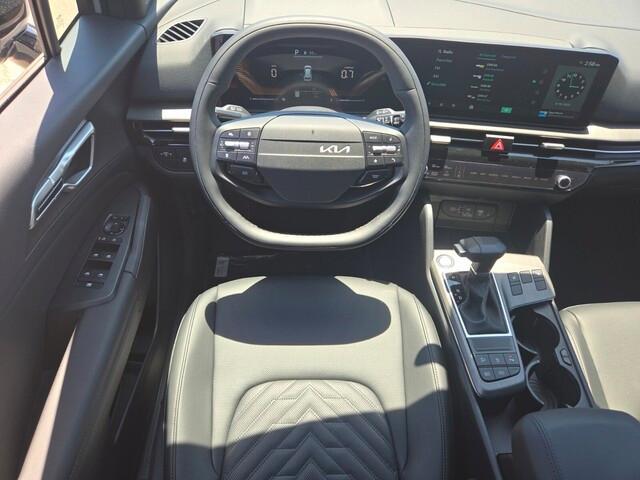 new 2026 Kia Sportage car, priced at $33,684