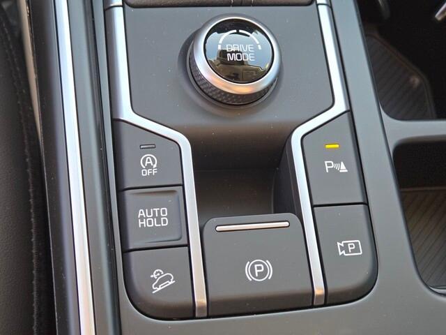 new 2025 Kia Sorento car, priced at $35,868