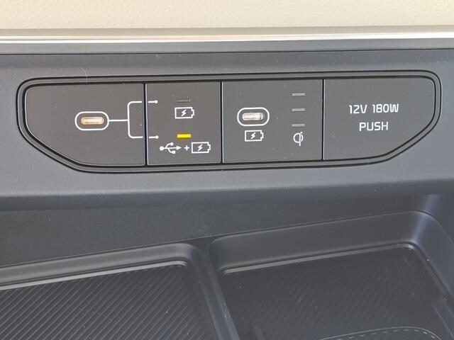 new 2025 Kia Carnival Hybrid car, priced at $49,319