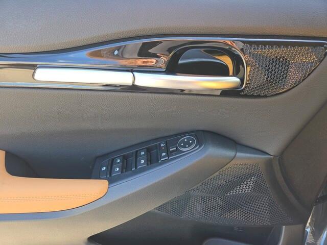 new 2025 Kia Seltos car, priced at $26,896