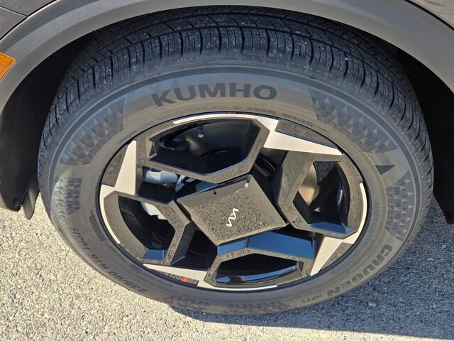 new 2026 Kia Sportage car, priced at $33,062